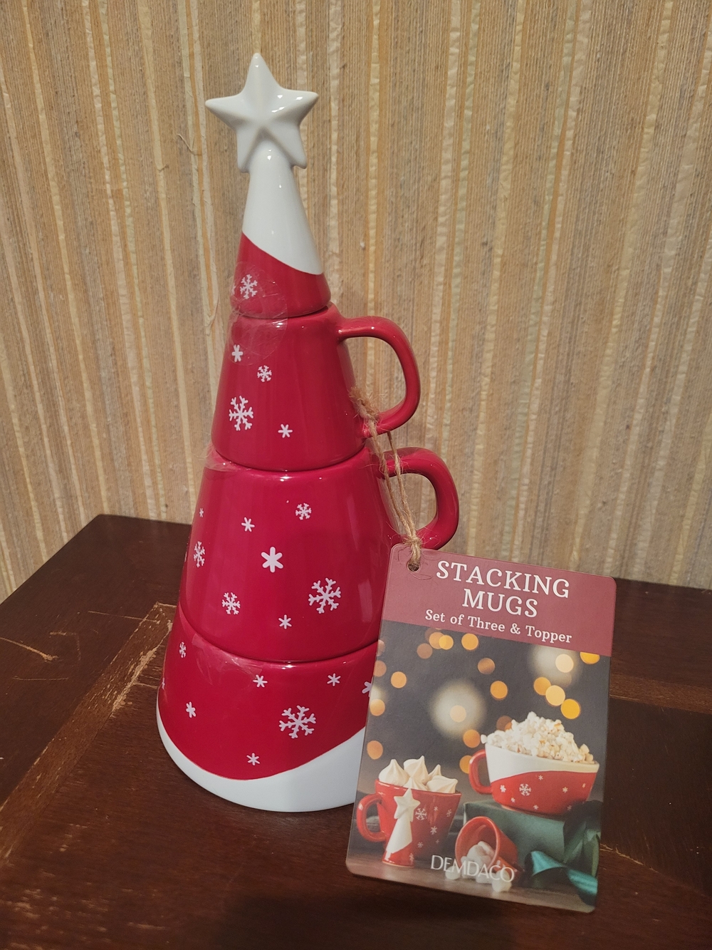 Demdaco Stacking Red Snowflake Mugs with Star Topper NWT